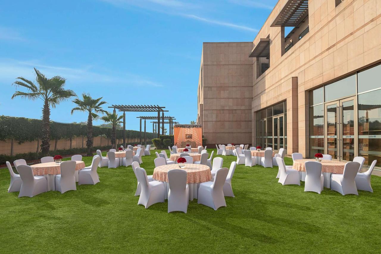 Radisson Blu Hotel Amritsar Exterior foto The Westin, Gurgaon